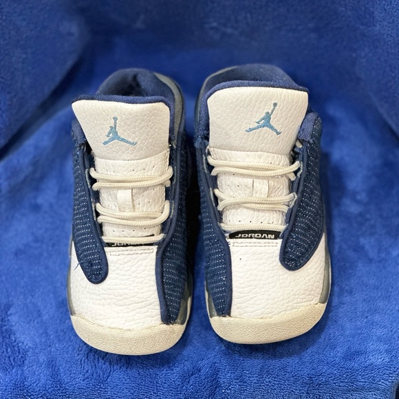 Toddler's Jordans - Picture 2 of 4